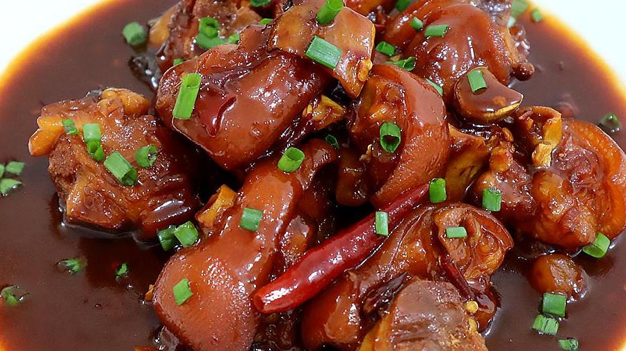 鱼头|红烧猪蹄这样做，美味又好吃，在家也能做