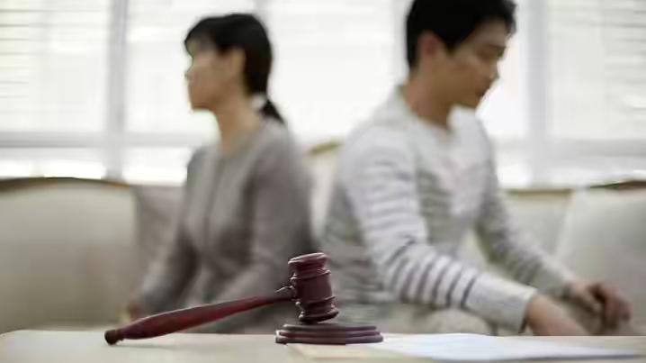 谈情说理|一男子侵犯岳母未遂，妻子多次起诉离婚被驳回：双方感情深厚