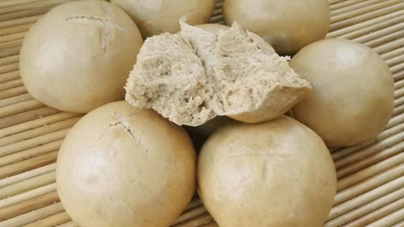 馒头|山东大姐太豪横了，蒸馒头的笼屉有33层4米高，一锅能蒸1000多个