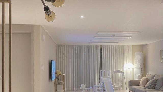 一人带俩娃兼顾家务，133㎡的家收拾得干干净净，都夸女屋主能干