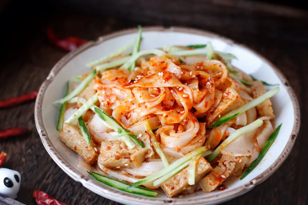 老鸭汤|凉皮要好吃，关键在于凉皮调料汁的做法，配料比例全公开，鲜香味美超好吃！