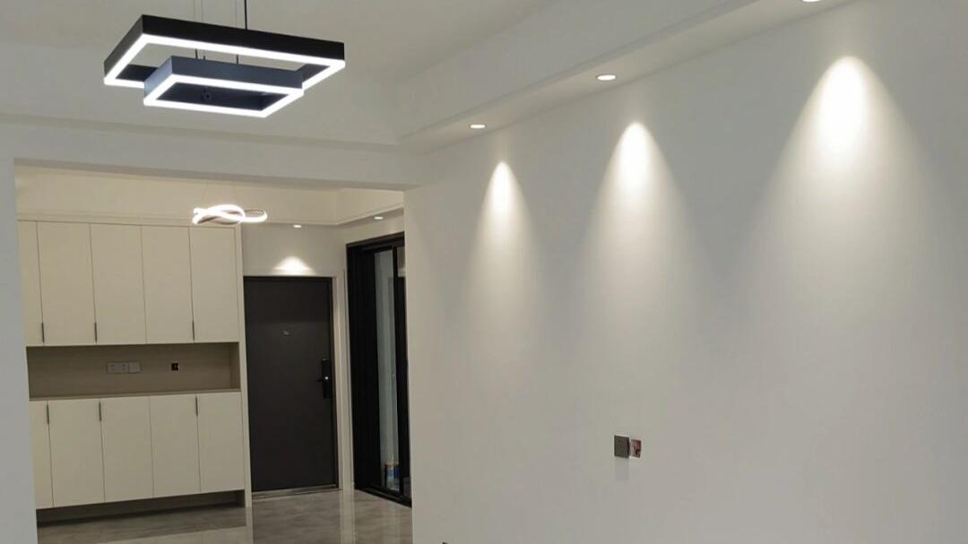 她家花心思装修，硬装花了10W，打扫干净却被吐槽像出租房！