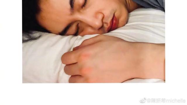 零点心声|陈妍希掐点为陈晓庆生！1张老公熟睡的侧颜照，暴露“幸福密码”，这3个夫妻相处