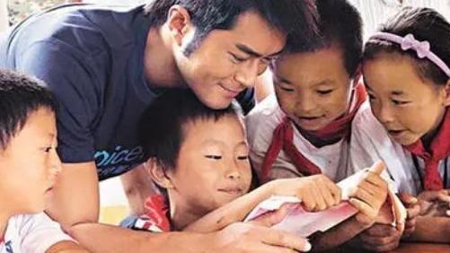情窦初开的青春|古天乐捐建的“红光古天乐小学”，仅用了五六年就被废弃！
