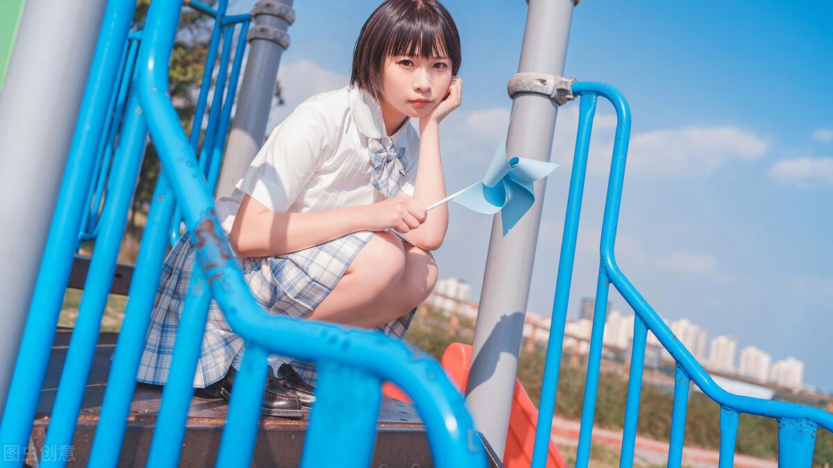 鹿小鹿情感|女人寂寞时，会发出这三种信号，男人千万别错过