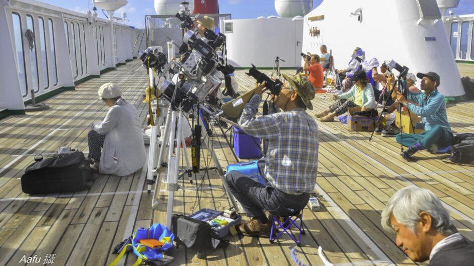 日全食 南太平洋观测日全食：和平号观日食全记录