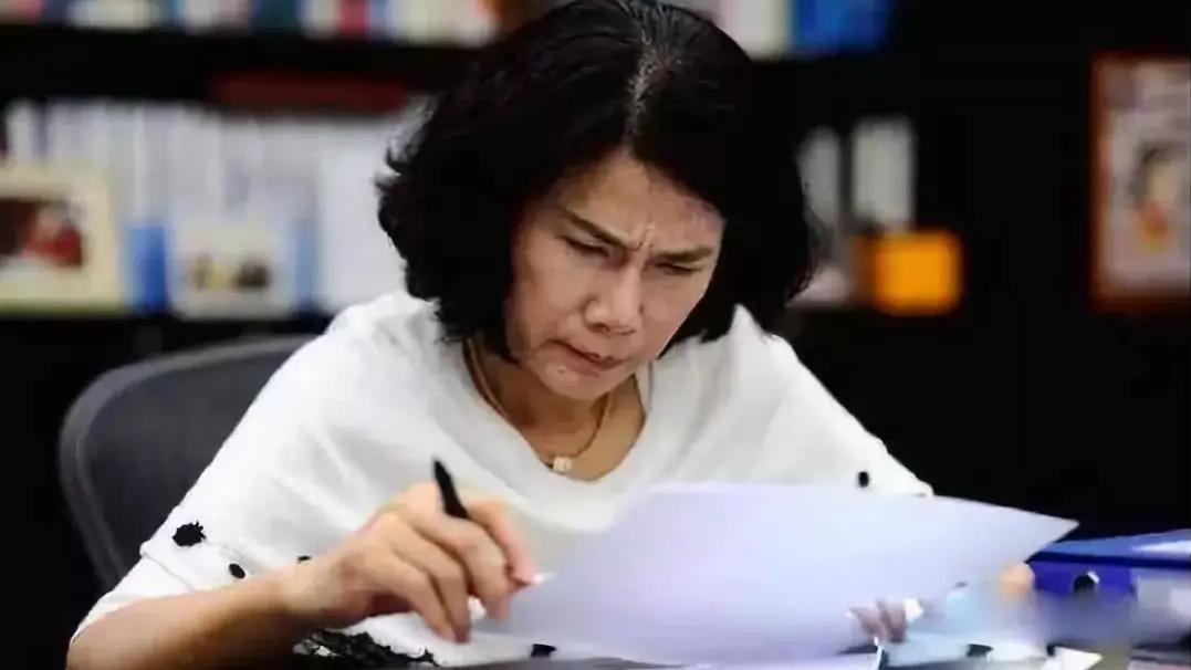 回忆太狗血|董明珠怎么也不会想到，输得这么彻底！