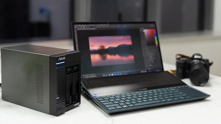 华硕NAS搭配东芝N300机械硬盘 小型影像工作室的存储好物件