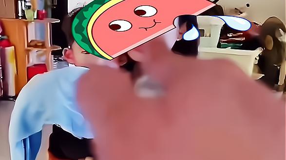 “修水龙头躲衣柜”事件：妻子承认发生关系，丈夫：想继续过日子