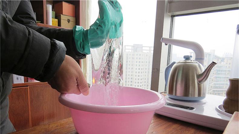 卫生间防水没做好怎么补救？不用砸瓷砖，三套方案可以解决问题