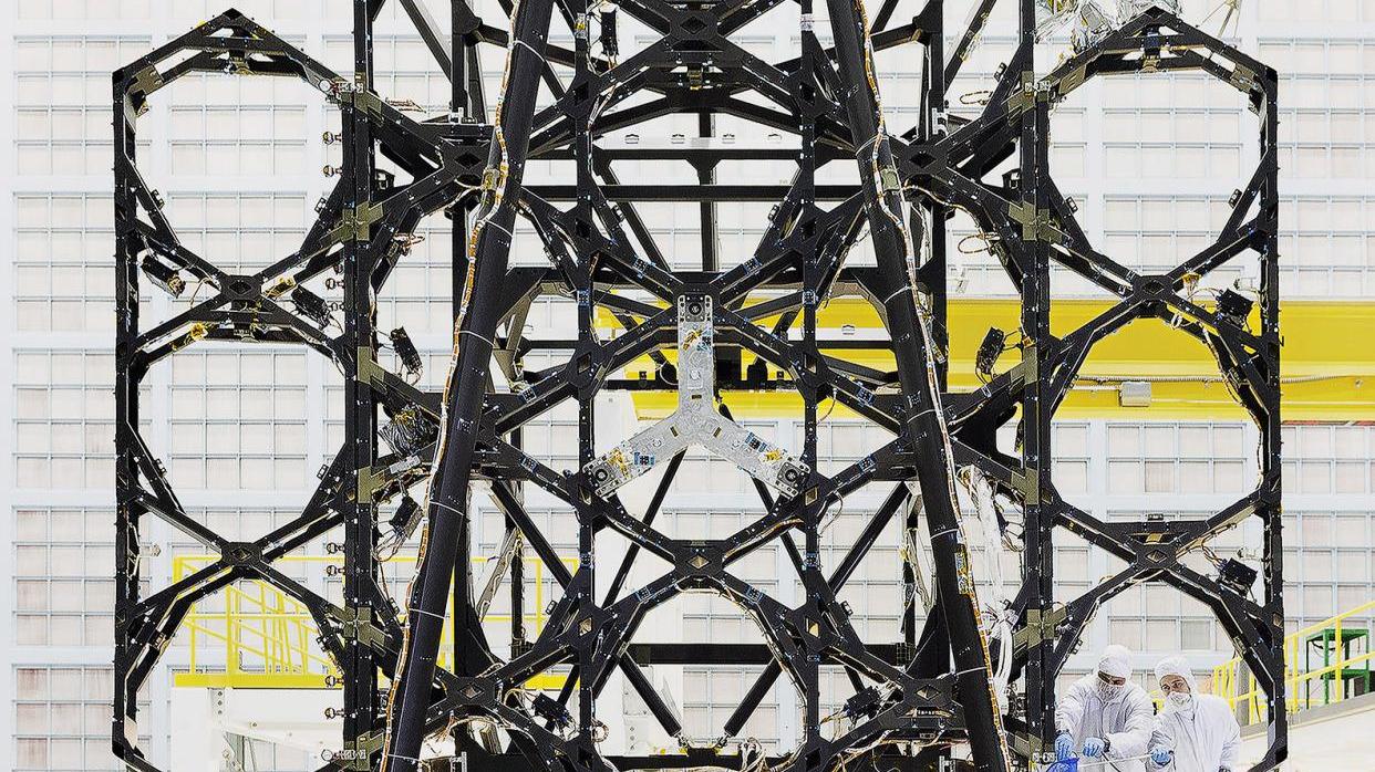 太空望远镜 美国詹姆斯韦伯太空望远镜骨架结构热形变范围不能超过32纳米