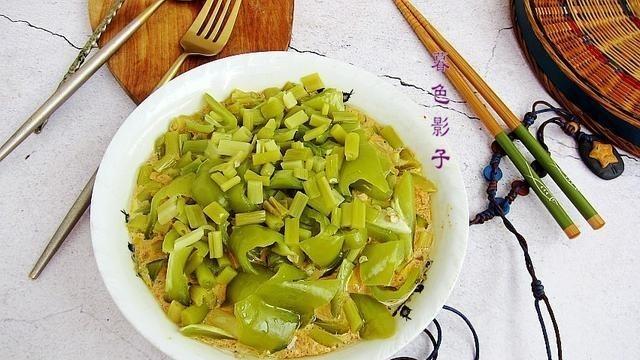 三伏天|三伏天，少吃大鱼大肉，这菜要常吃1碗2元钱，含铜是海鲜的5倍