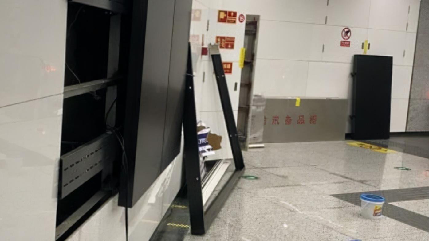 地铁一块砖价值1800元？“天价瓷砖”发酵，官方：人工费1300元