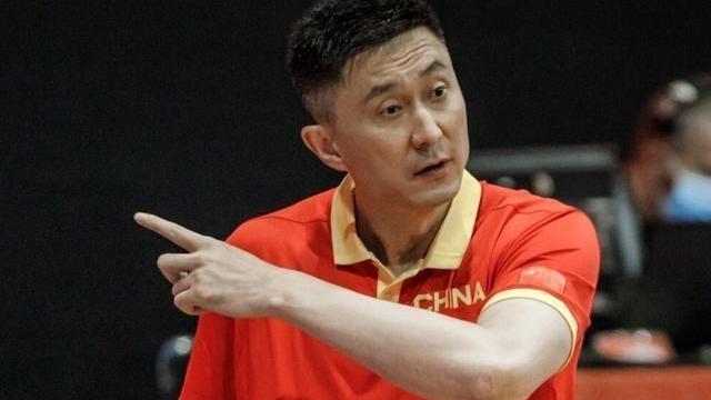 吴有情聊|男篮将淘汰7大主力！胡金秋携手最强12人出战，亚洲杯才稳稳夺冠