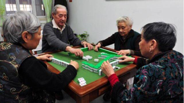 胡子鱼情感|为什么反对老人打麻将？65岁老人直言: 前期多享受，后期就多悲惨