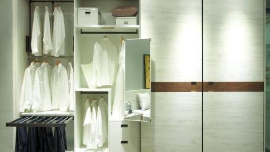 含泪总结定制衣柜的10个要点，当初脑子被门夹了，居然中了8条