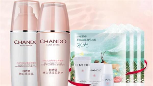 |抗敏感的保湿乳液推荐：去修复受损的肌底，让肤质越来越强韧细腻