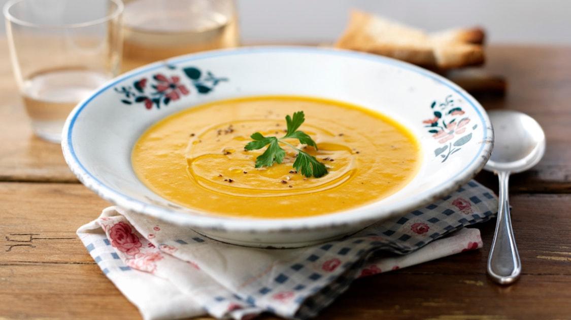 南瓜|拿筷子吃饭有什么缺点？老外大言不惭：用筷子不能喝汤！