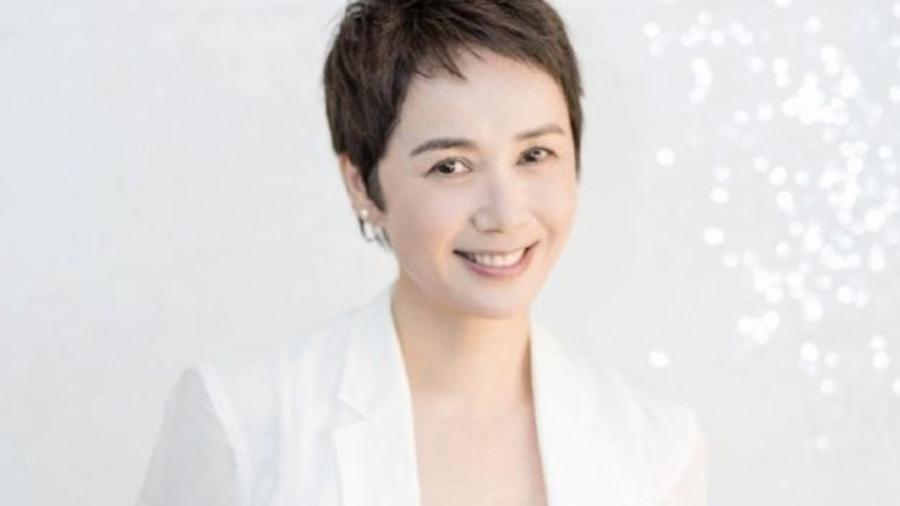 发型|蒋雯丽自从剪了超短发后，人都洋气了不少，果然超短发型才显年轻