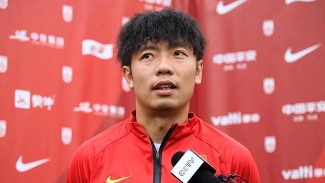 情感维护|国足新10号受热捧，本人放话12强赛，已成李铁新核心！