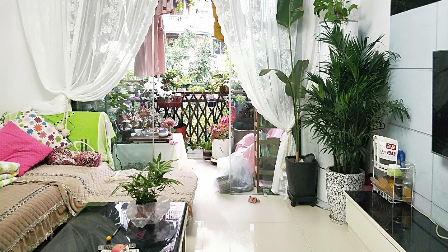 房子住了3年，80后阿姨家干净如新！看到厨房一角：学到了