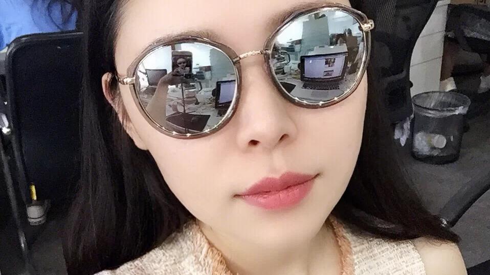 凉皮|这3支口红才是黑黄皮女生的“幸运色”，优雅显白，真高级