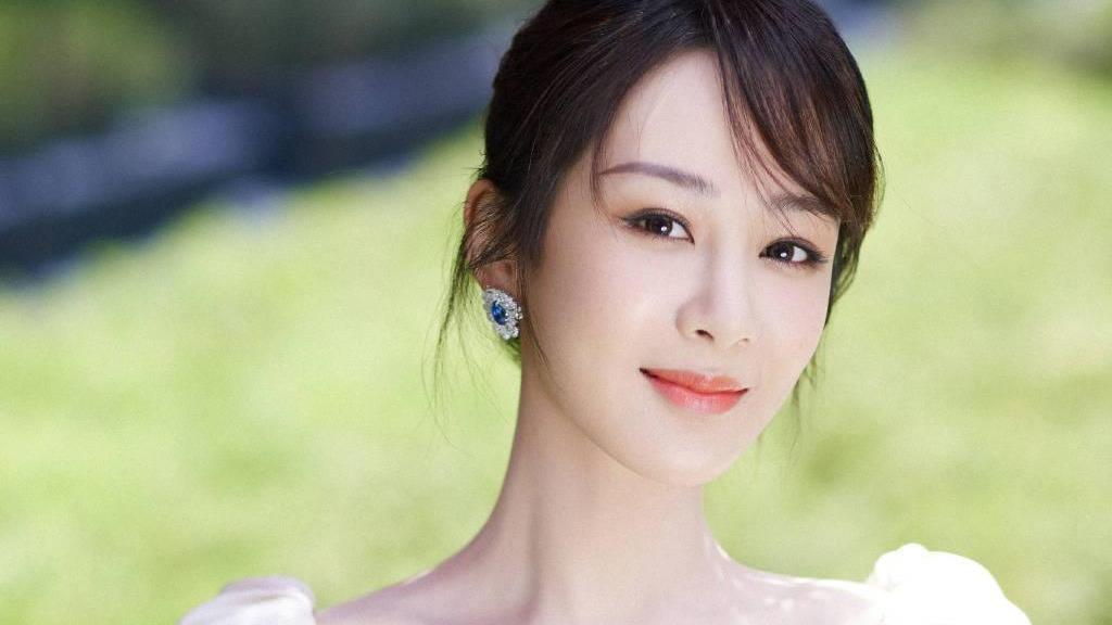 古力娜扎|八卦：杨紫，那英，热依扎，古力娜扎，赵丽颖，阚清子，王安宇