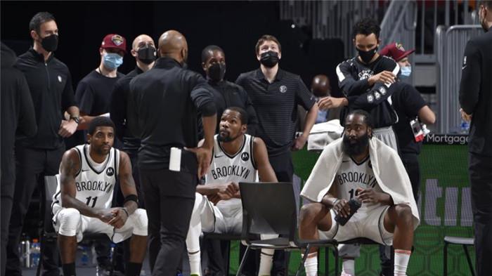 28投15中，24投14中，欧文复出投疯了，轰75+8仍输球，哈登纳什成罪人