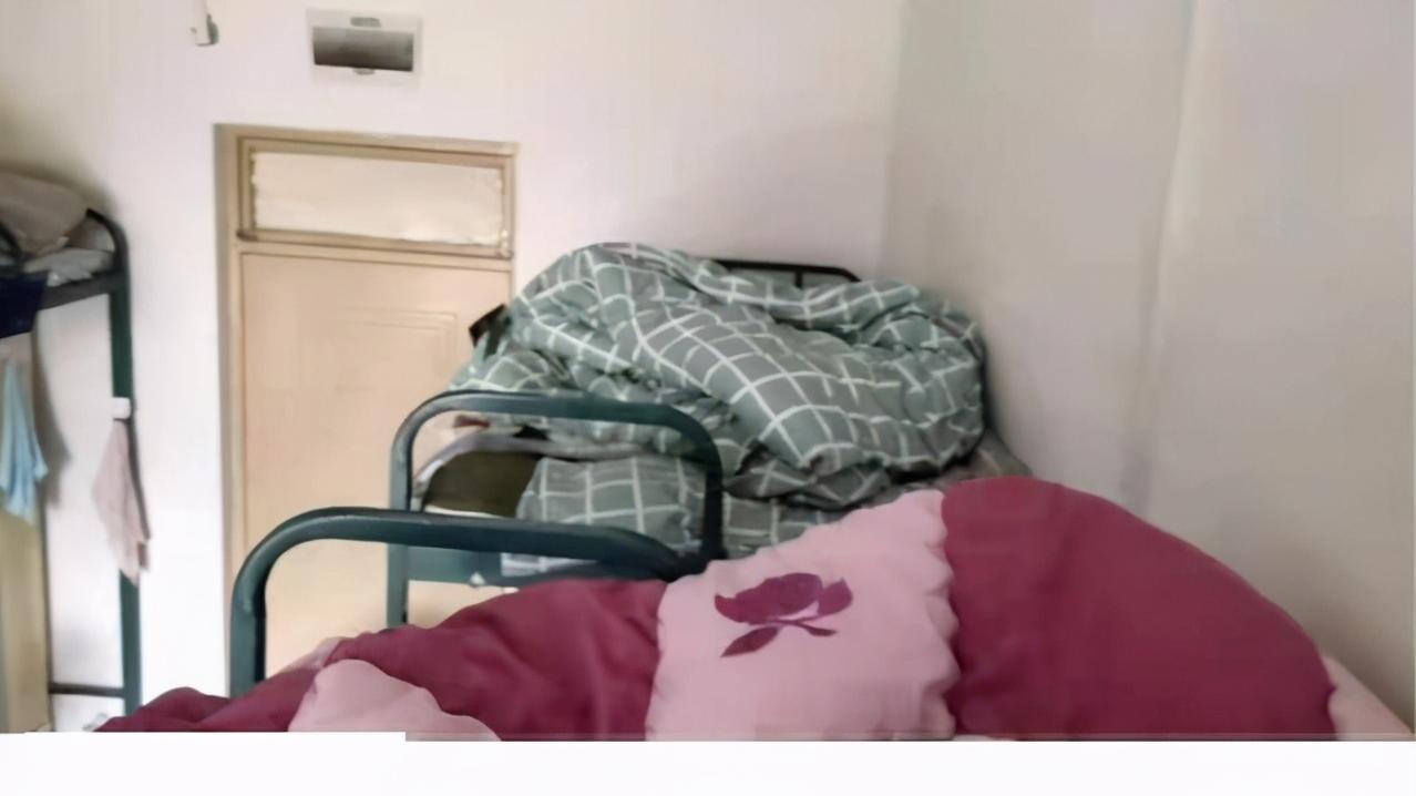 搞笑神回复|神回复：“为什么口香糖都放在收银台旁边？”网友高智商啊！