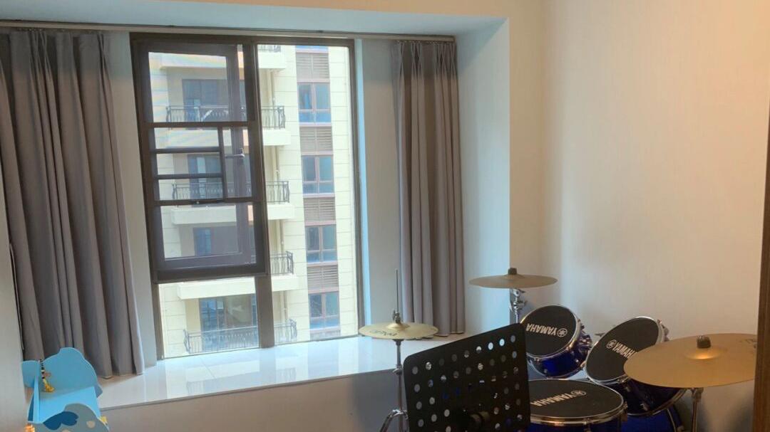 她家精装房历时半年正式完工，效果漂亮又大气，让人看了都羡慕！