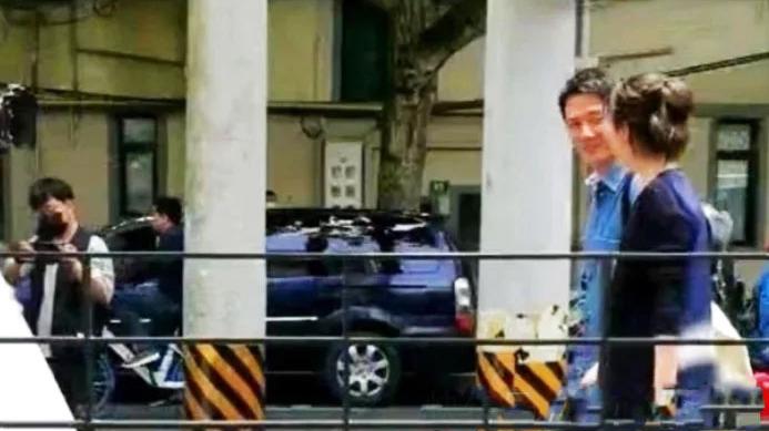 赵丽颖|传冯绍峰公开赵丽颖出轨视频，女方正面辟谣，回应离婚后真实关系
