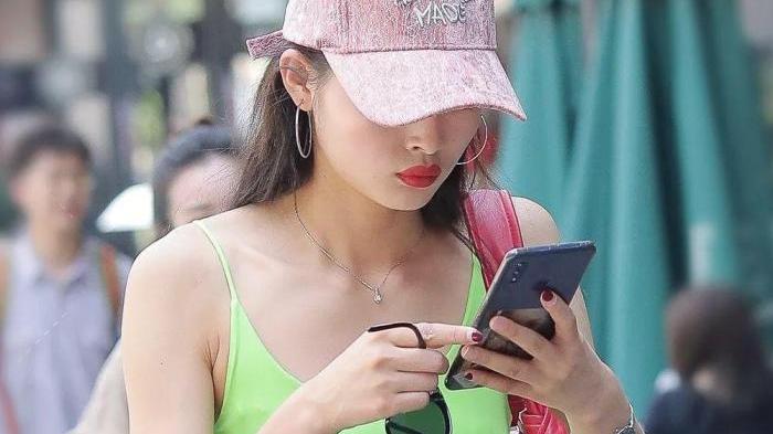 居然棉袜包紧身瑜伽裤，这是什么操作？