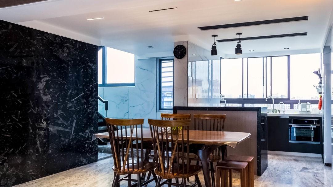 将复式变简单，用极简的画风勾勒生活，“空”也可以让人很满足