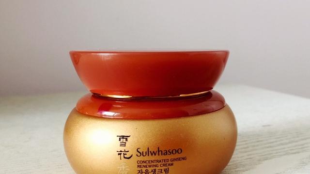 护肤品|50岁女人用什么护肤品? 盘点5款公认好用的护肤品，紧致抗老效果好
