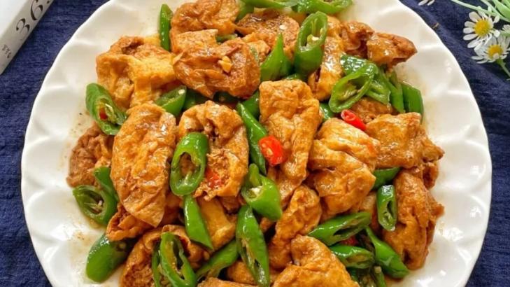 鸡蛋豆腐|尖椒炒豆泡和酱汁鸡蛋豆腐的做法