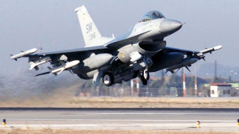 美国F16战机重新翻修出售，单价3亿超过歼10A，巴铁排队抢购