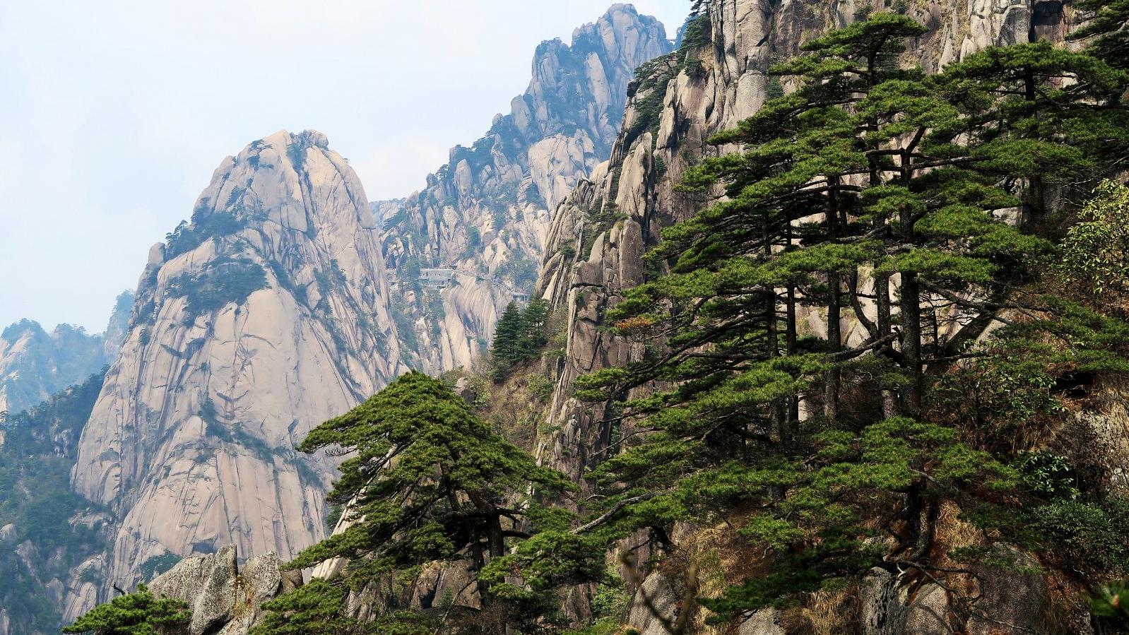 庐山 中国驰名中外的“三山”，究竟是哪三山，你知道吗？