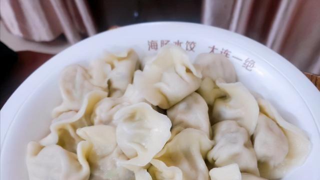 饺子|这家店号称大连一绝，98元一份的饺子，当地人抢着吃，还说划算