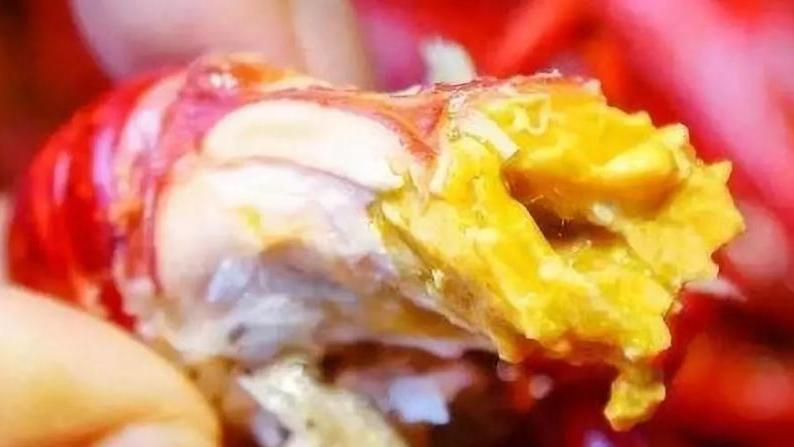 红薯|小龙虾里的“黄色物体”，到底是“屎”还是“黄”？白吃这么多年虾