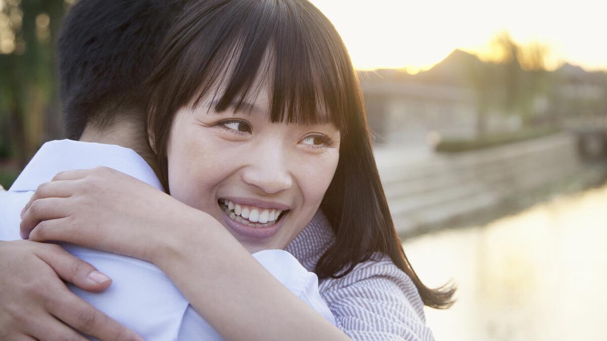 温暖春天|女大学生哭诉：相处三个月男友强吻自己，选择分手，结果令人无语