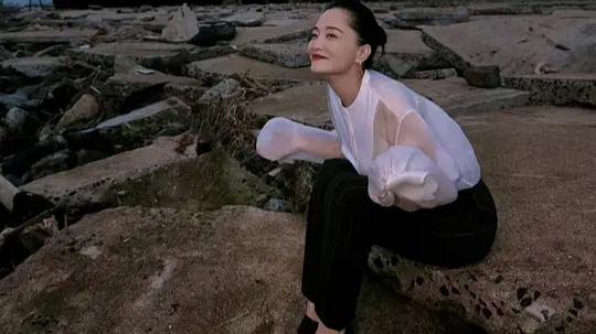 天亮了 郭柯宇：十八天旅行，一场游戏一场梦，好好搞事业