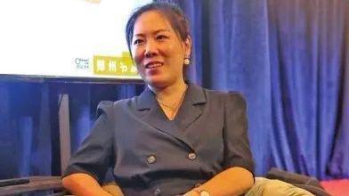 中年女同学自留地|那个“为看世界辞职”的女教师顾少强过得如何？开过民宿，干过培训班，