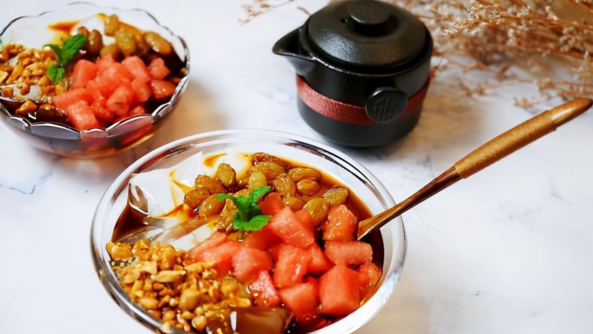 排骨|吃火锅吃的满头大汗，那一定要来一份红糖冰粉，解热又去辣