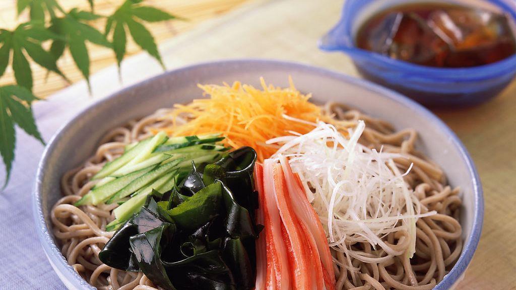 胆固醇|减肥也能吃的青菜蛋丝荞麦面，低脂低卡还饱腹，汤鲜味美好吃极了
