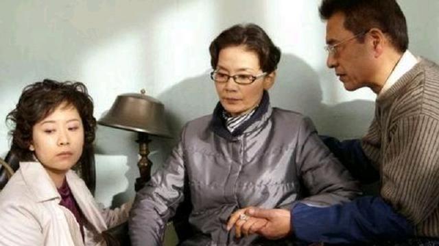 豆豆小糖果|“她肚子藏不住，看看谁更急”，凤凰男坐地起价，却被上了一课
