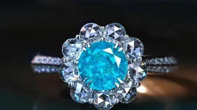 月落等风來|忽悠全球女性几十年，钻石真的经典吗？中国拿下90%人造钻石市场