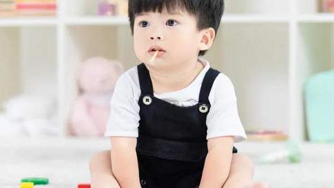 松果倾诉|孩子特别黏妈妈的阶段
