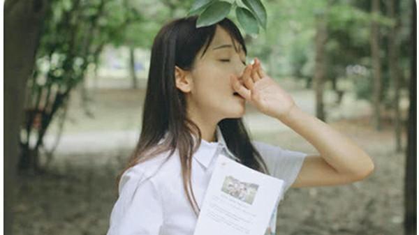 叶本心 肢体语言：当女人与你保持三个距离，她可能在“玩弄”你的感情！
