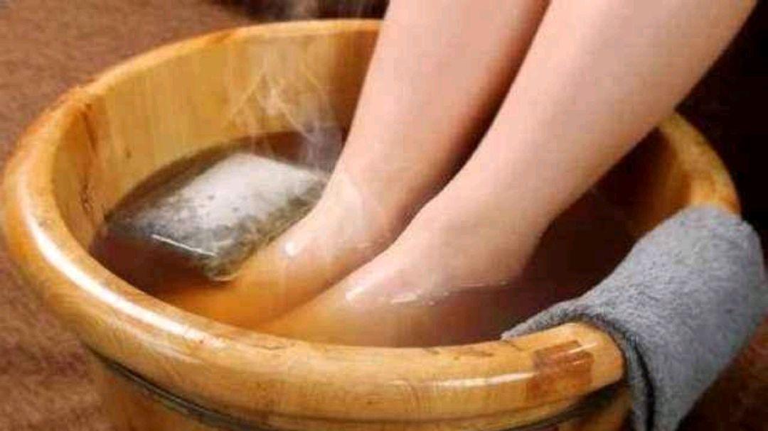 健康无价|秋冬季，每天晚上用热水泡脚，是养生还是“伤身”？早做了解