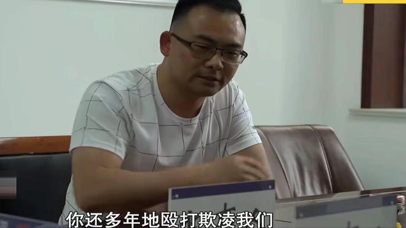 子芫伴你成长|93岁老太无家可归，要求孙子赡养每月给370元，孙子：坚决不养